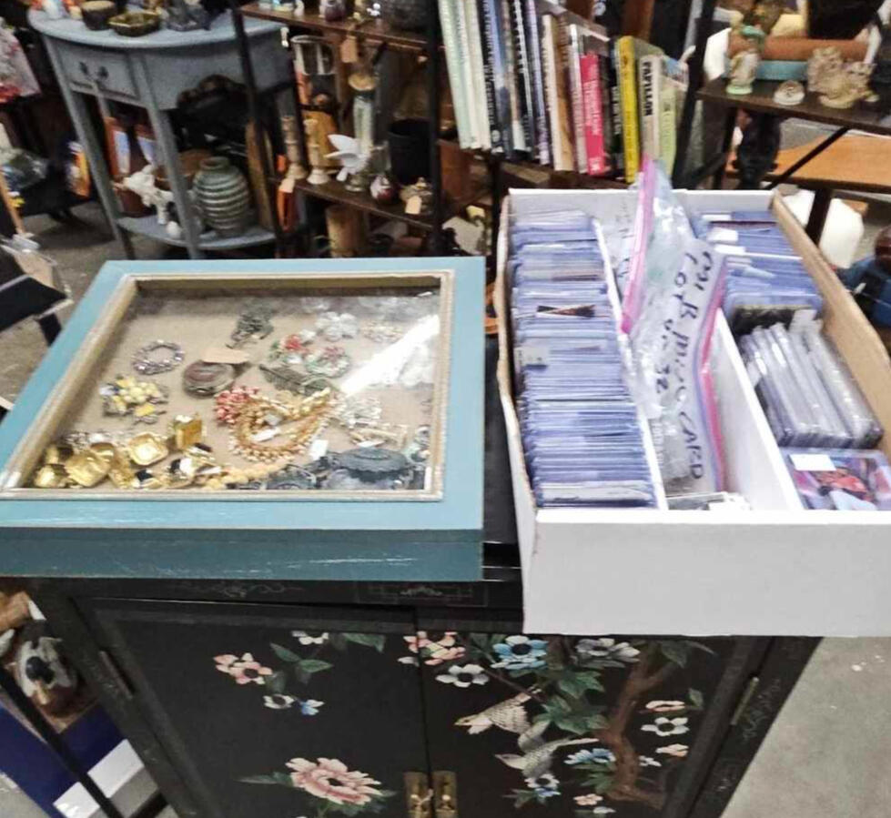 Vintage costume jewelry and sports cards in the Breakout Collection booth
